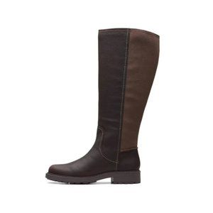 Clarks Women Two-Tone Leather Boots